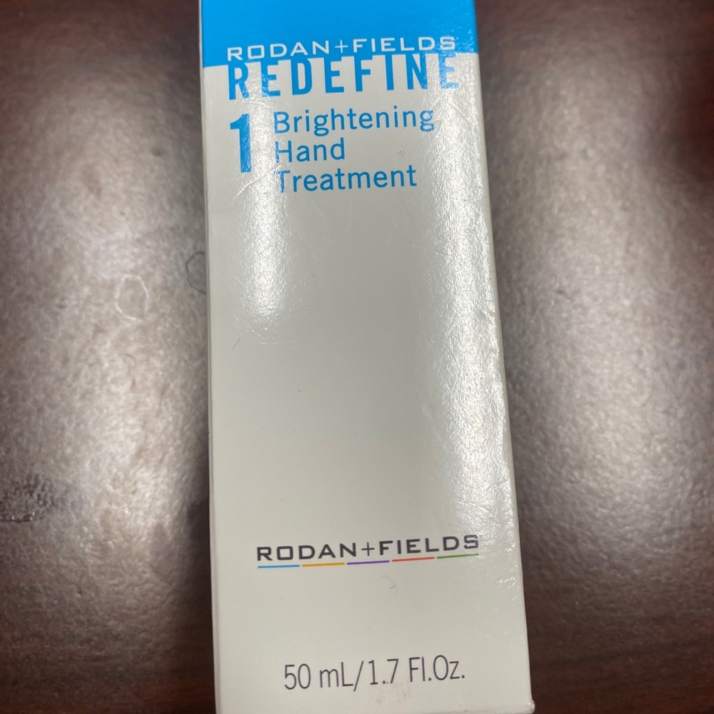 Rodan & Fields Redefine Hand Brightening lotion